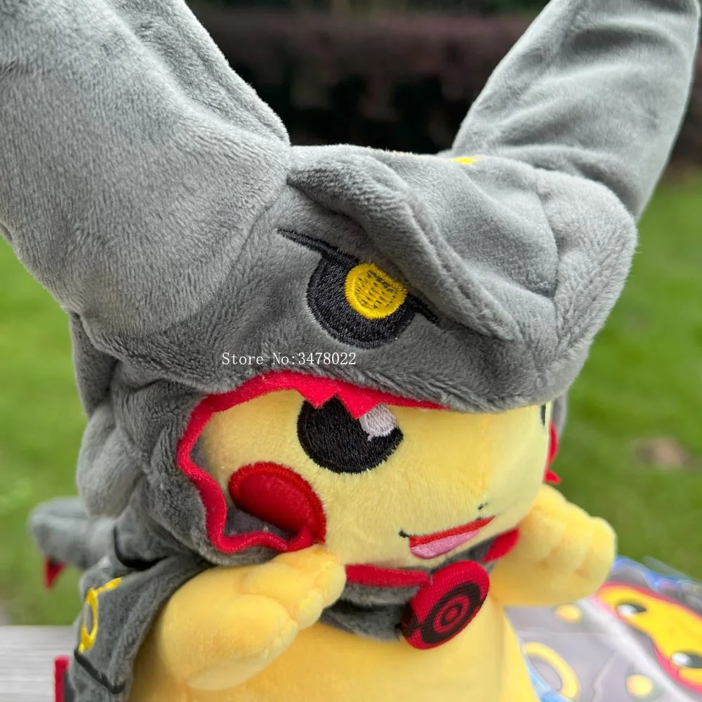 Shiny Costume Pokemon Rarest Shiny Pikachu Pokemon Go Pikachu