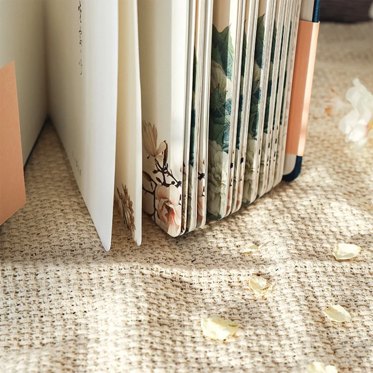 32K Chinese Style Retro Notepad Color Painting Illustration Inner Page Gold Stamping Craft Cover Hand Account Book Stationery 5