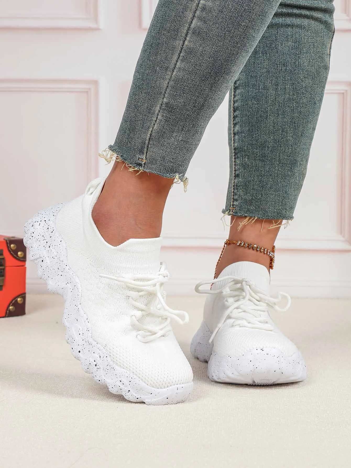VEAMORS Lightweight Sneakers - Style 1