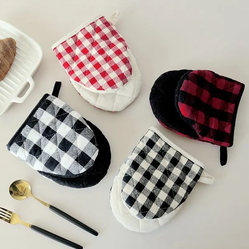 1 Pcs Kitchen Microwave Oven Anti-scalding Glove Dish Bowl Holder Baking Insulation Hand Clip Fashion Plaid Mitts Potholder Tray silicone oven mitts kitchen gloves silicone oven gloves cotton pot holders