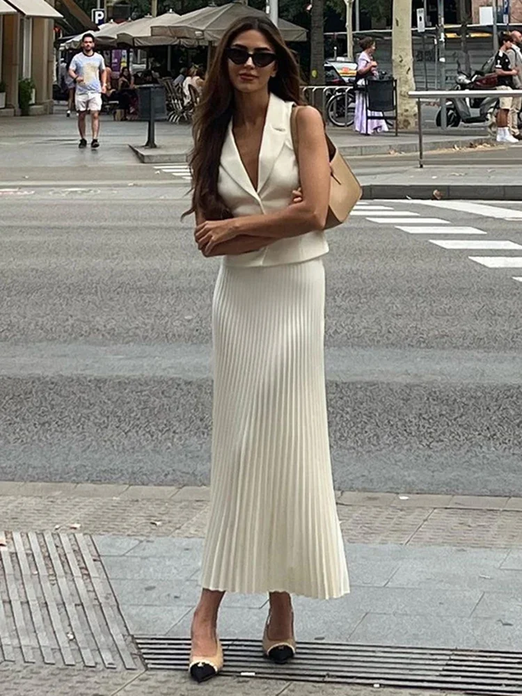 Folds Long Skirt Two Pieces Set Women's Notched Sleeveless Short Vest Top High Waist Solid Maxi Skirt Fashion Sets 2024