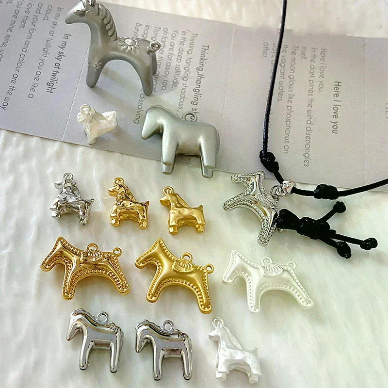 1Pcs Cute Gold Silver Color Horse Charms Pendants For Jewelry Making Necklace Earrings Bracelet DIY Accessories Supplies