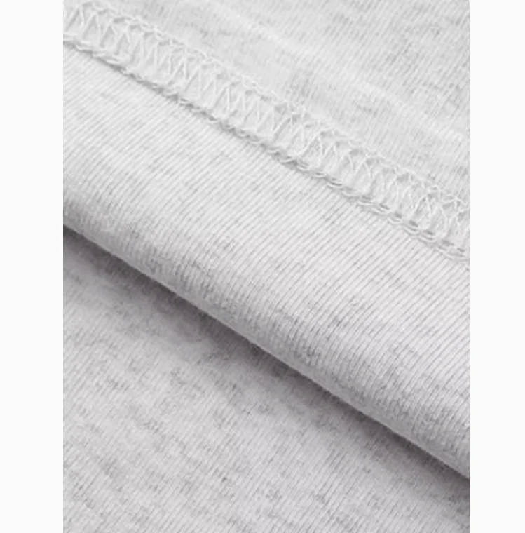 여름을 특별하게 만들어줄 슬림핏 티셔츠