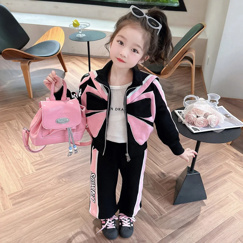 

2024 Spring Children Girl 2PCS Clothes Set Cotton Lapel Spliced Zipper Coat Outfit Letter Print Straight Pants Toddler Girl Suit
