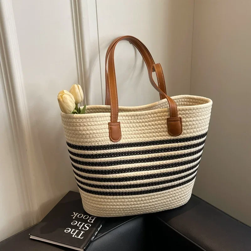 Fashion Large Capacity Woven Women 2024 New All-Match Shoulder Bag Beach Travel Commuter Tote