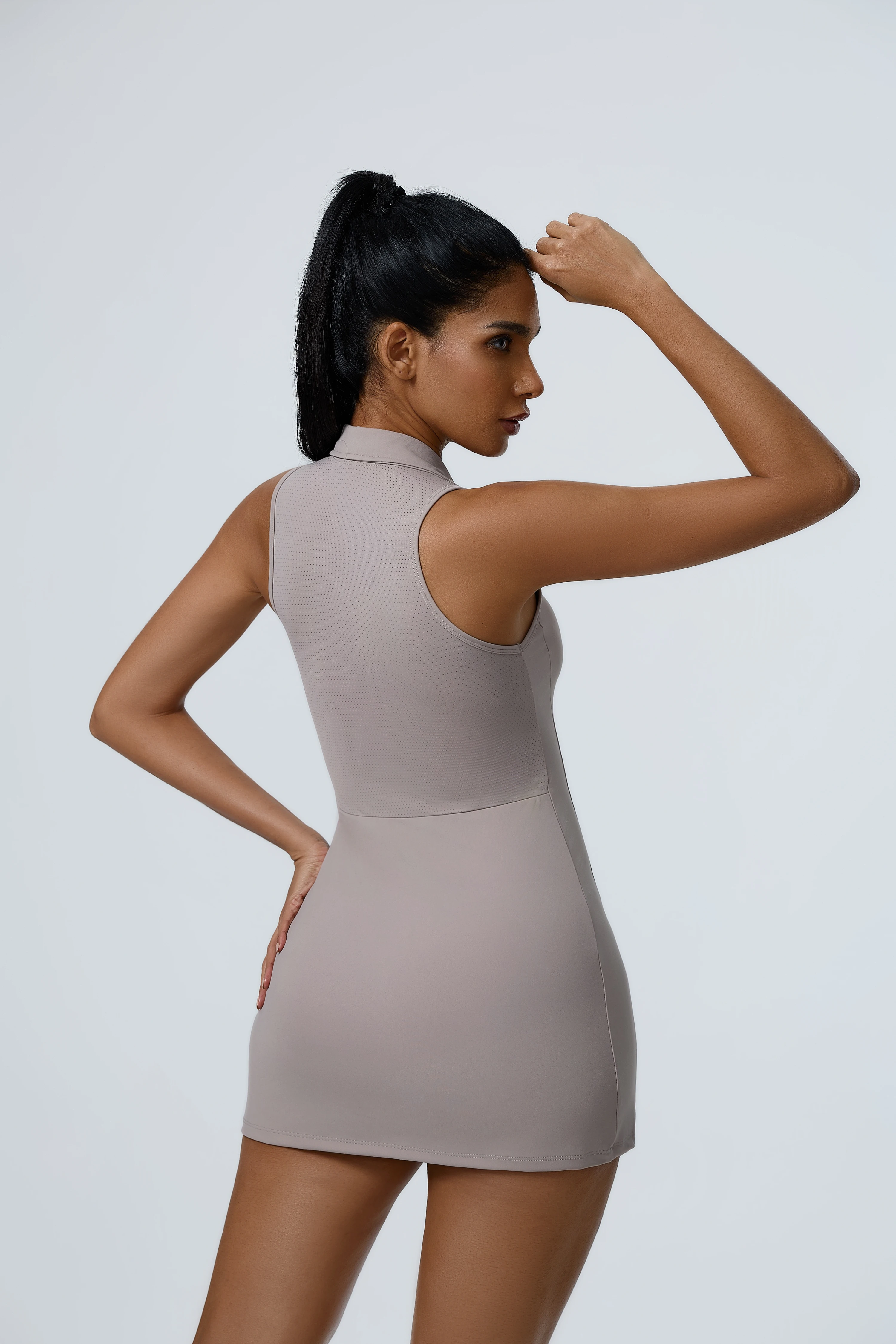 robe de sport, combinaison yoga, tenue fitness, vêtement sport femme,