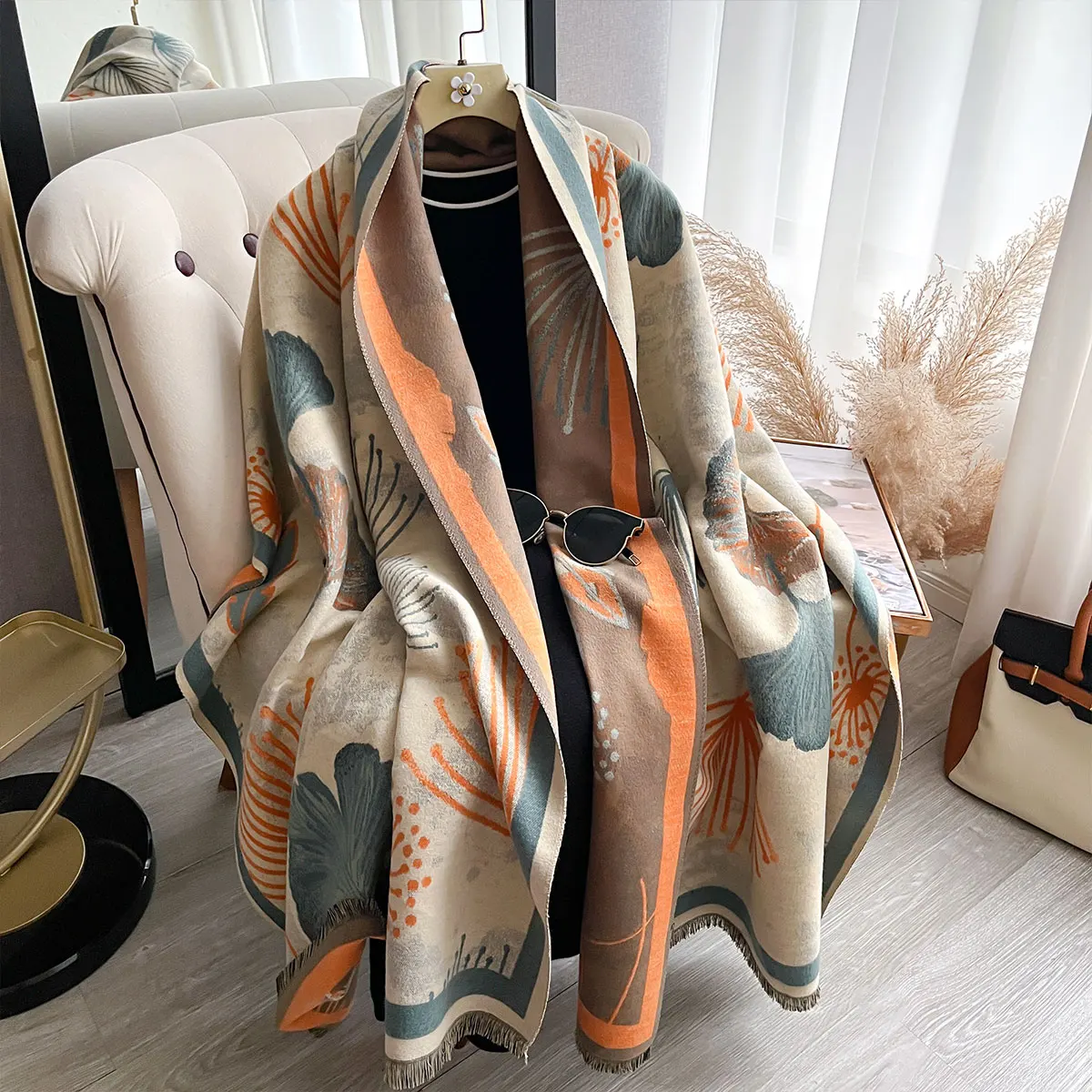 New Women Fashion Brand Ginkgo leaf Scarf Luxury Autumn Winter Warm Shawls Print Scarve Pashmina Mujer Femme Foulard Bufanda