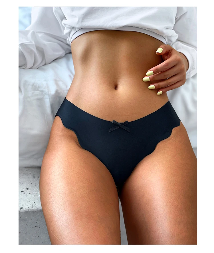 Ultra-thin Quick Drying Lady thong Breathable Ice Silk Women's G-string Comfortable Wave edge Seamless Female T-Pants