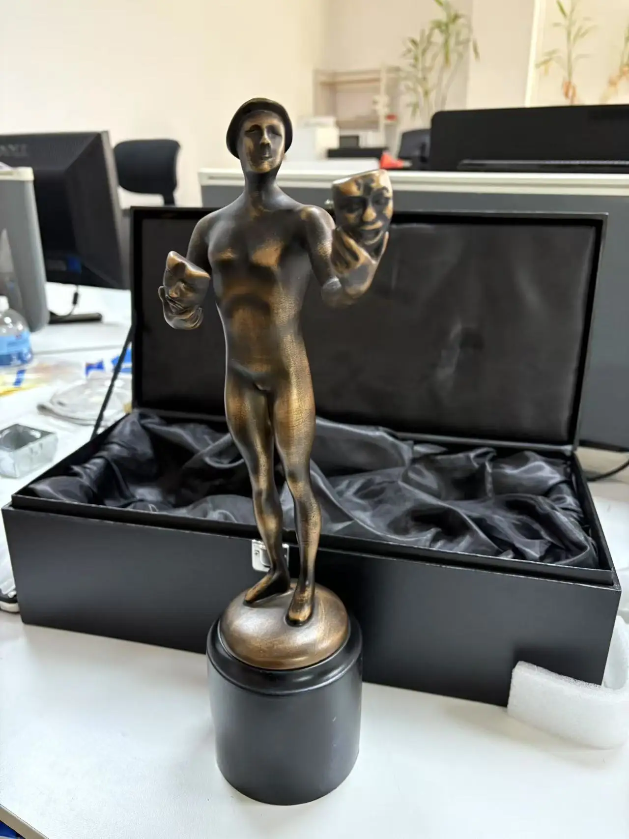 Metal Brass Screen Actors Guild Award, Trophy Factory Directly Sales SAG trophy awards 4