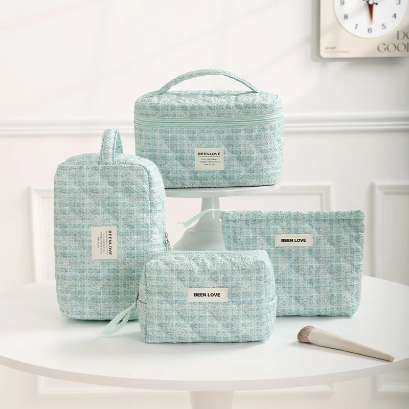 Cosmetic Bag Vintage Flower Women Cosmetic Bag Portable Zipper Makeup Travel Organizer Female Handbag Toiletry Quilting Bag 2