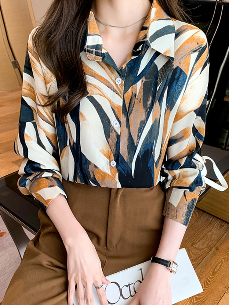 Women Blouse Autumn 2024 Top Vintage Button Up Shirts Female Blouses chic Long Sleeve Chiffon Printing Office Lady tops