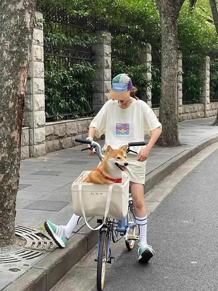 BROMPTON】ニューヨークの街並みを再現した独特な模様のBAGが