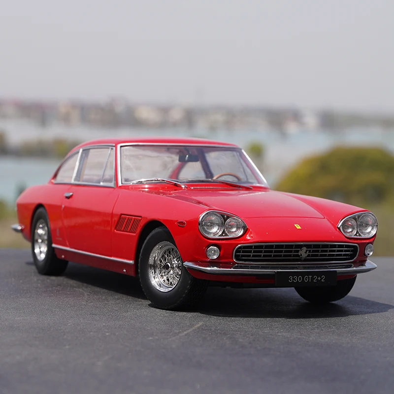 

1:18 KK 330 GT 2+2 1964 Alloy simulation car model