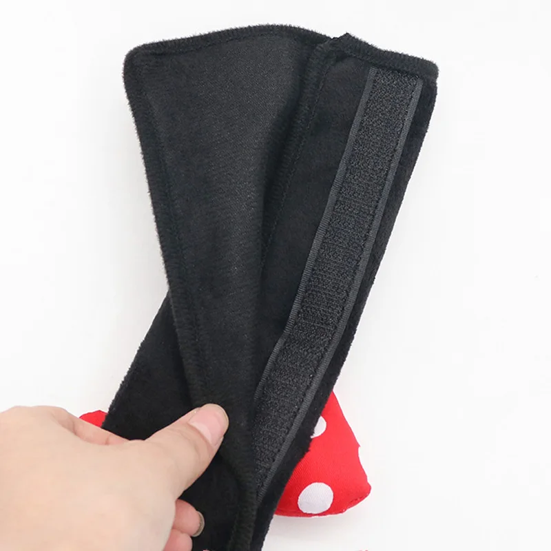 Cute Red Dot Bow Soft Seat Belt Shoulder Pad for Comfortable Driving