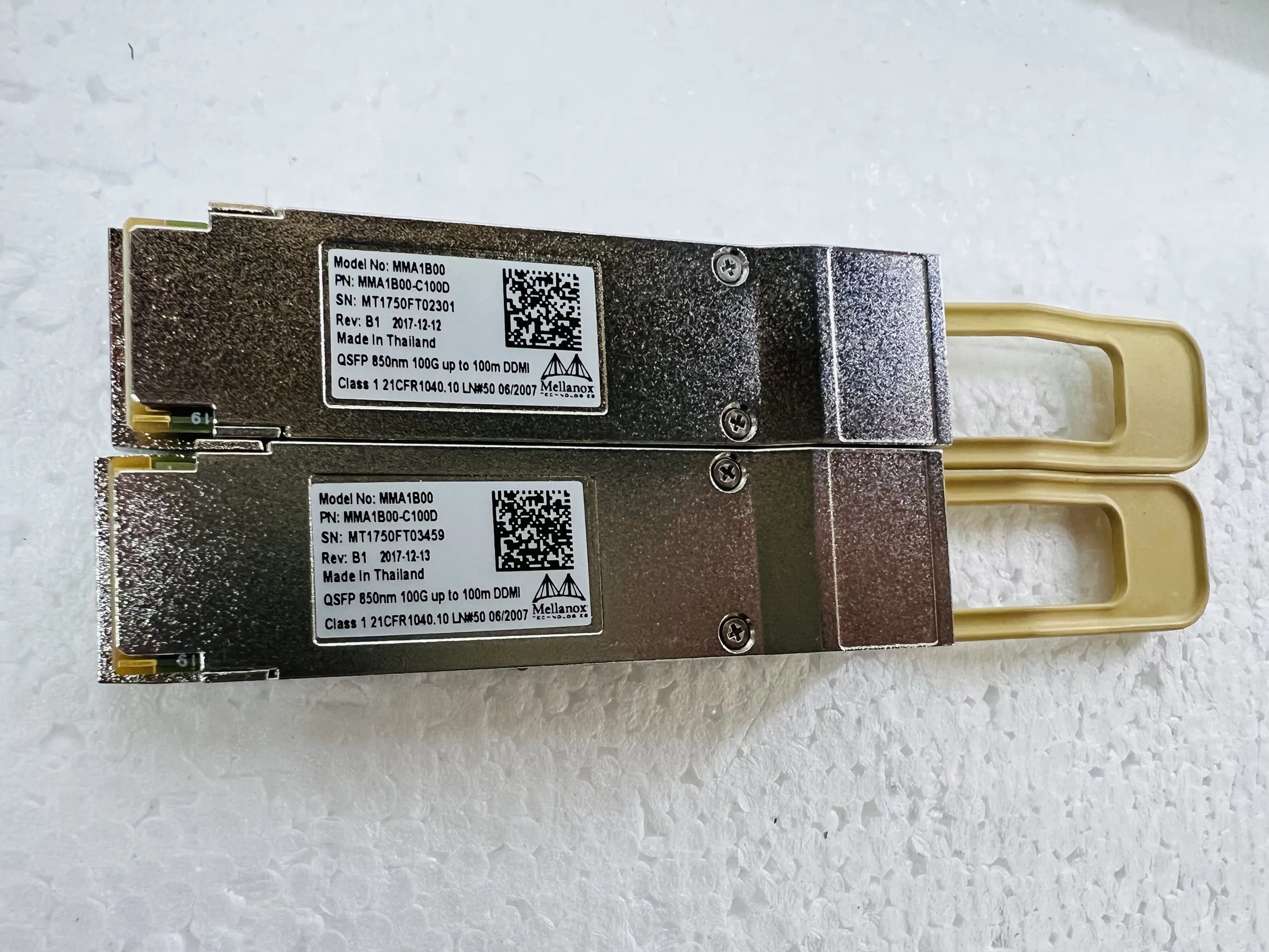 100g qsfp28 sr4 optical module mpo connector 850nm 100m sfp module Mellanox 100G Optical Fiber Module MMA1B00/MMA1B00-C100D/850NM 100GB UP TO 100M DDMI