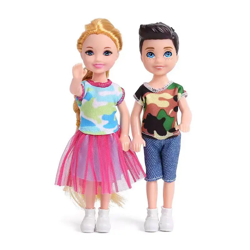 https://ae01.alicdn.com/kf/Sd9bc2e34f20a44eb8b121030a2261b66E/Mini-figurines-b-b-beurre-Kawaii-pour-la-famille-Barbie-v-tements-de-mode-accessoires-de.jpg