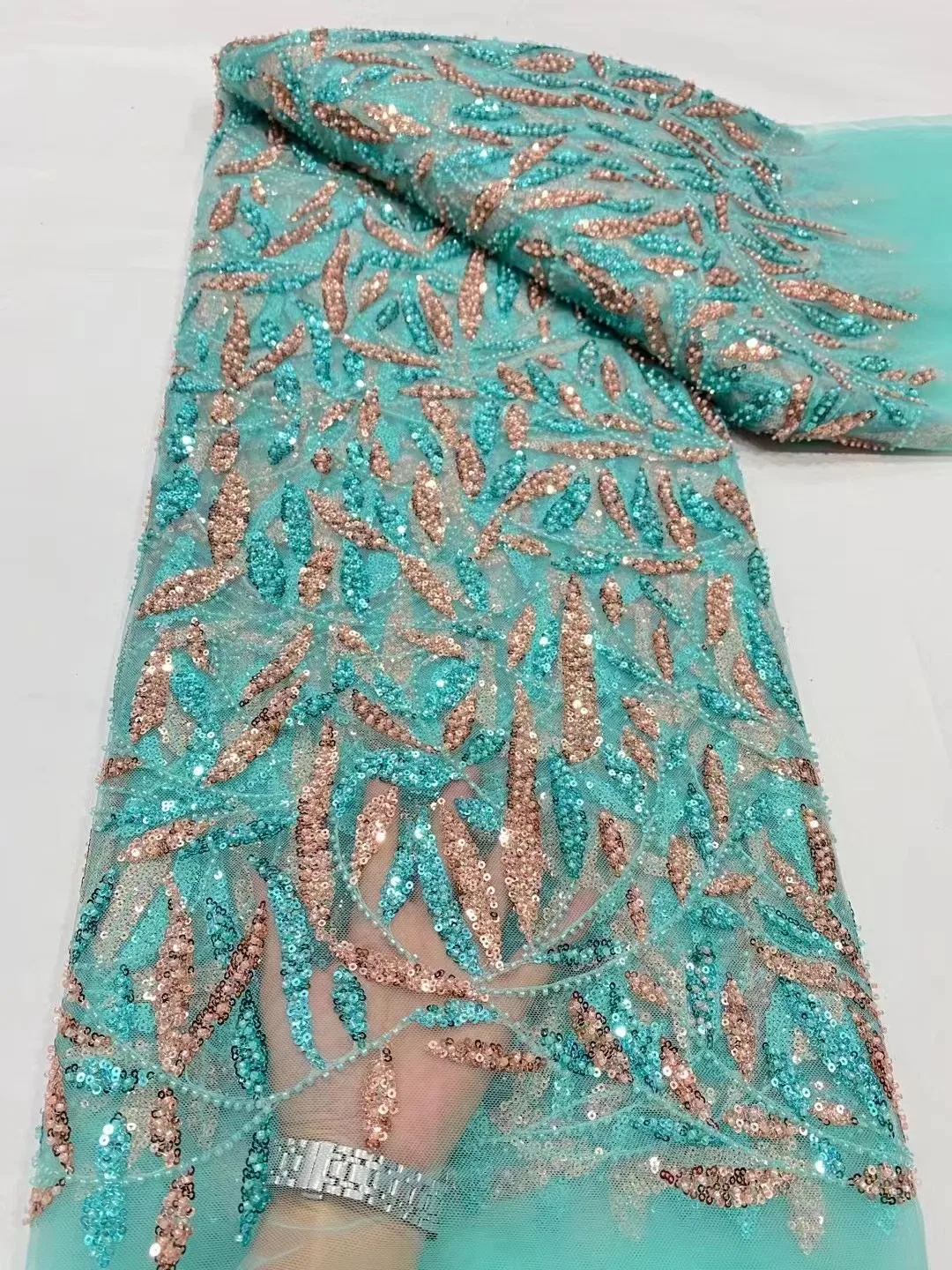 

2023 Luxury Sequins Lace Fabric Embroidery African French Mesh Tulle Lace Fabric For Nigeria Evening Dress Party Dress Wedding