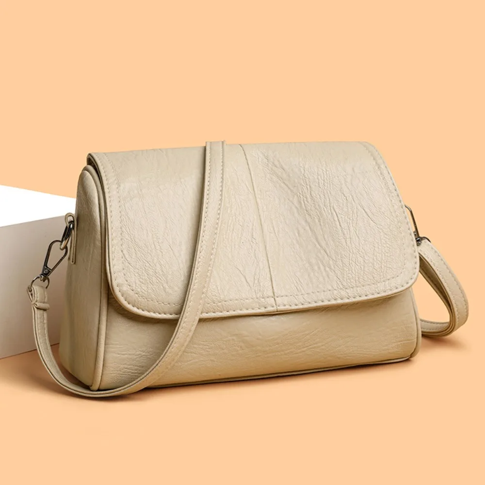 Retro Oil Wax Leather Crossbody Bag,with Textured and Vintage Feel,Simple and Elegant Flap Design,and Adjustable Shoulder Strap