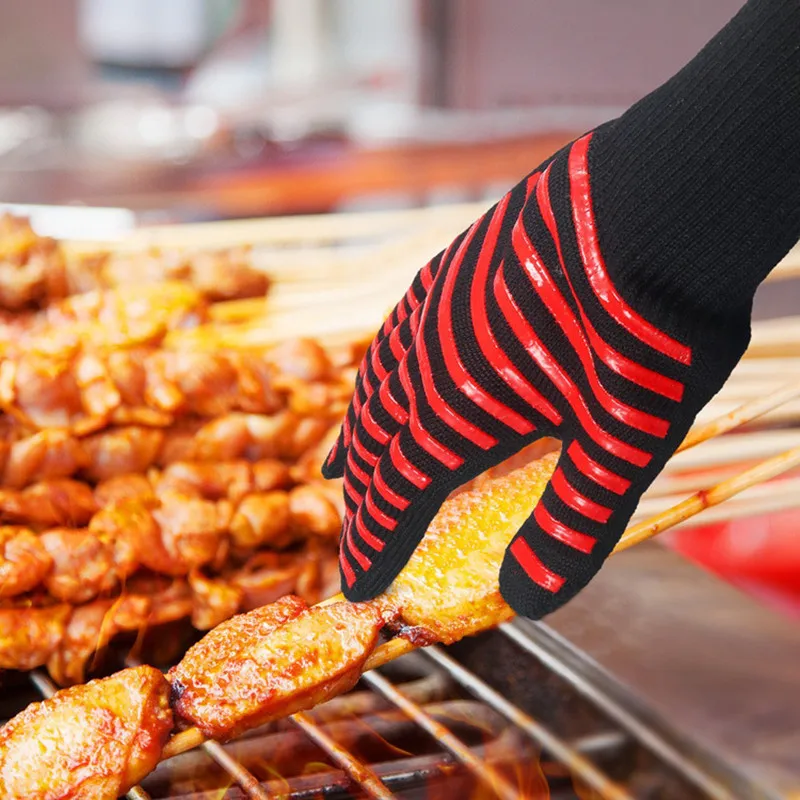Kitchen Gloves BBQ Microwave Oven Gloves High Temperature Resistance Barbecue Mitts 800 Degrees Fireproof Anti Heat Insulation Glove for Baking