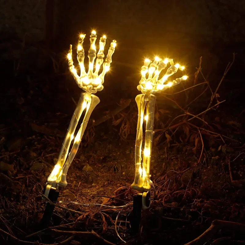 

Durable Skull Lamp Solar Luminescence Bend 90° Solar Light Decorate The Garden Skeleton Hand Halloween Lights Lawn Lamp 2pcs