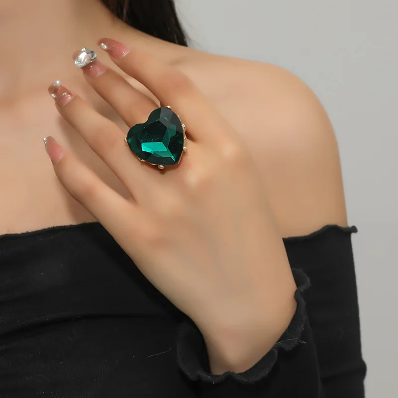 Exaggeration Big Heart Love Shiny Zircon Metal Adjustable Personality Hip Hop Couples Ring for Women Girls Party Jewelry Gifts