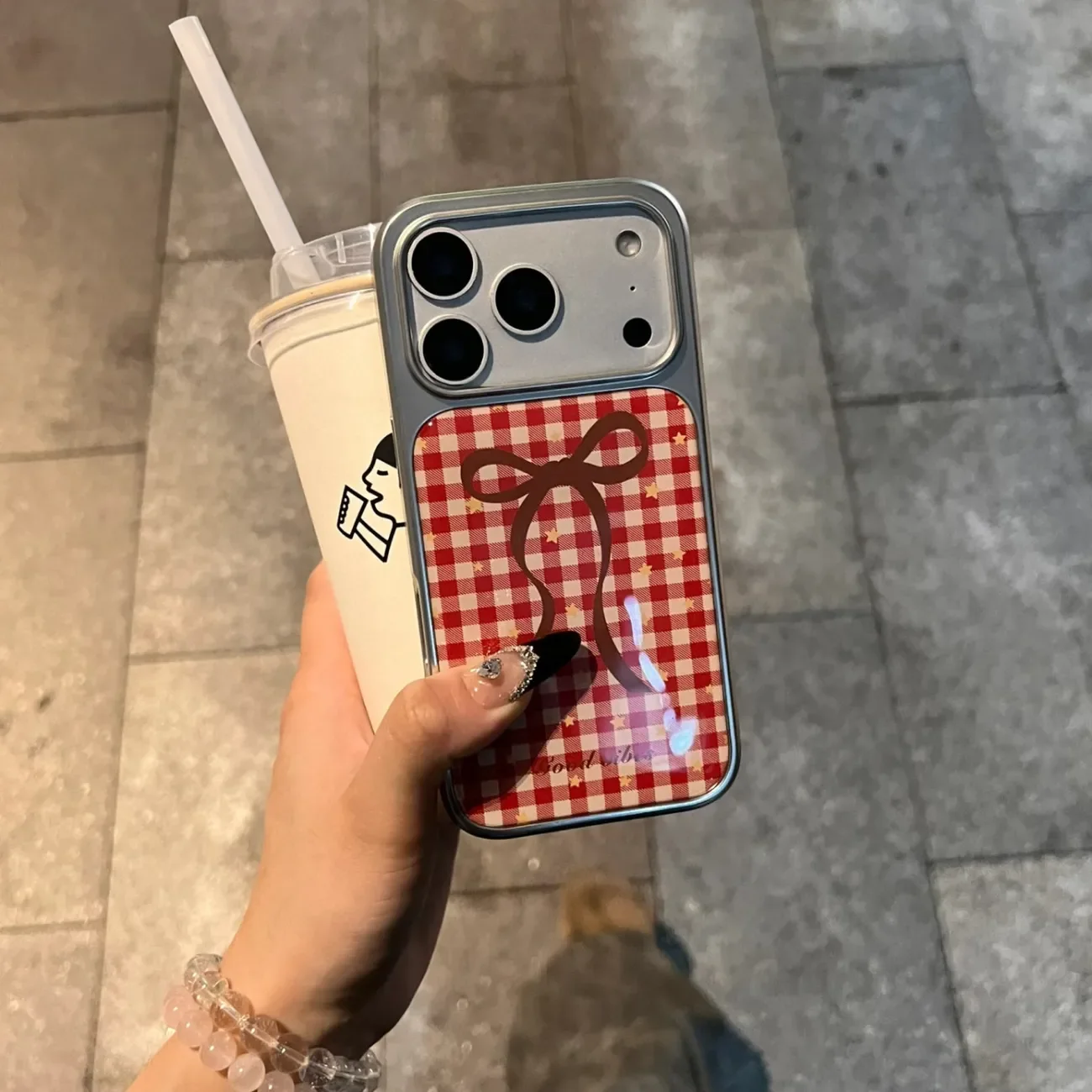 Retro Red Checkered Bow Electroplating Drip Glue Phone Case - Y2K-Inspired Cover