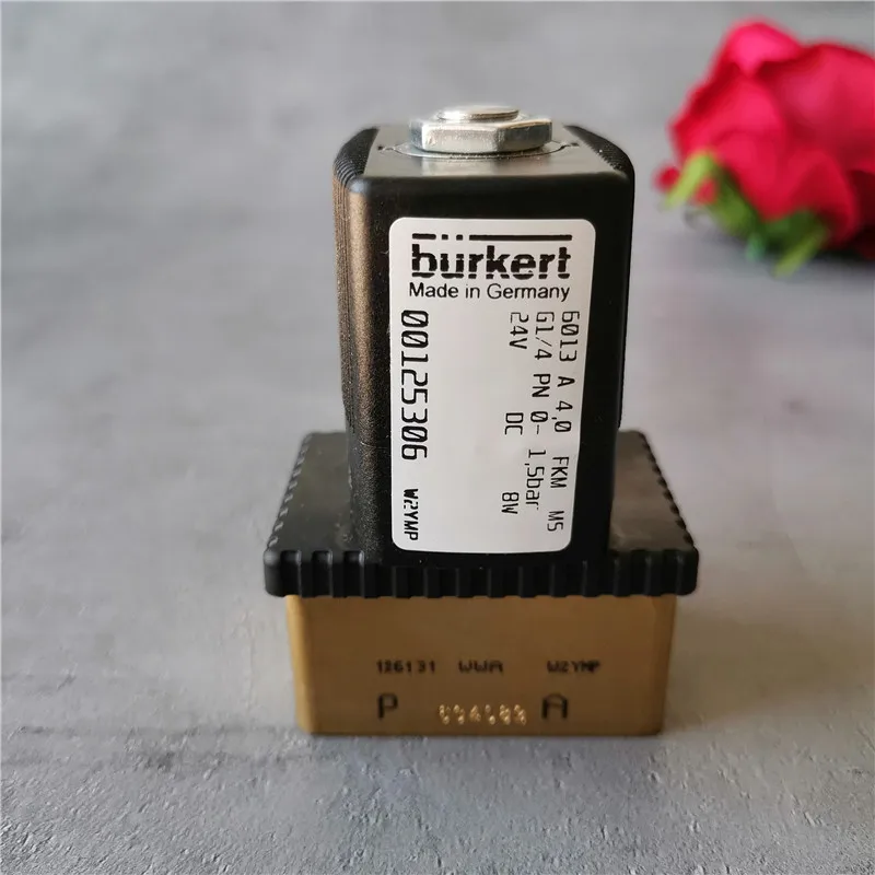 

Соленоидный клапан Burkert серии 6013, маленький калибр, Соленоидный клапан, латунь 00125306 179762, в наличии
