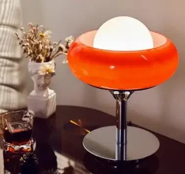 Современная настольная лампа bauhaus в виде яиц, прикроватная лампа для спальни, кабинета, гостиной, напольные лампы в виде желтых яиц с кремом