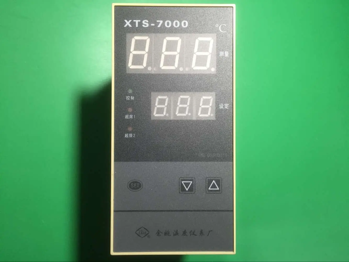

Умный регулятор температуры XTS-720W Yuyao