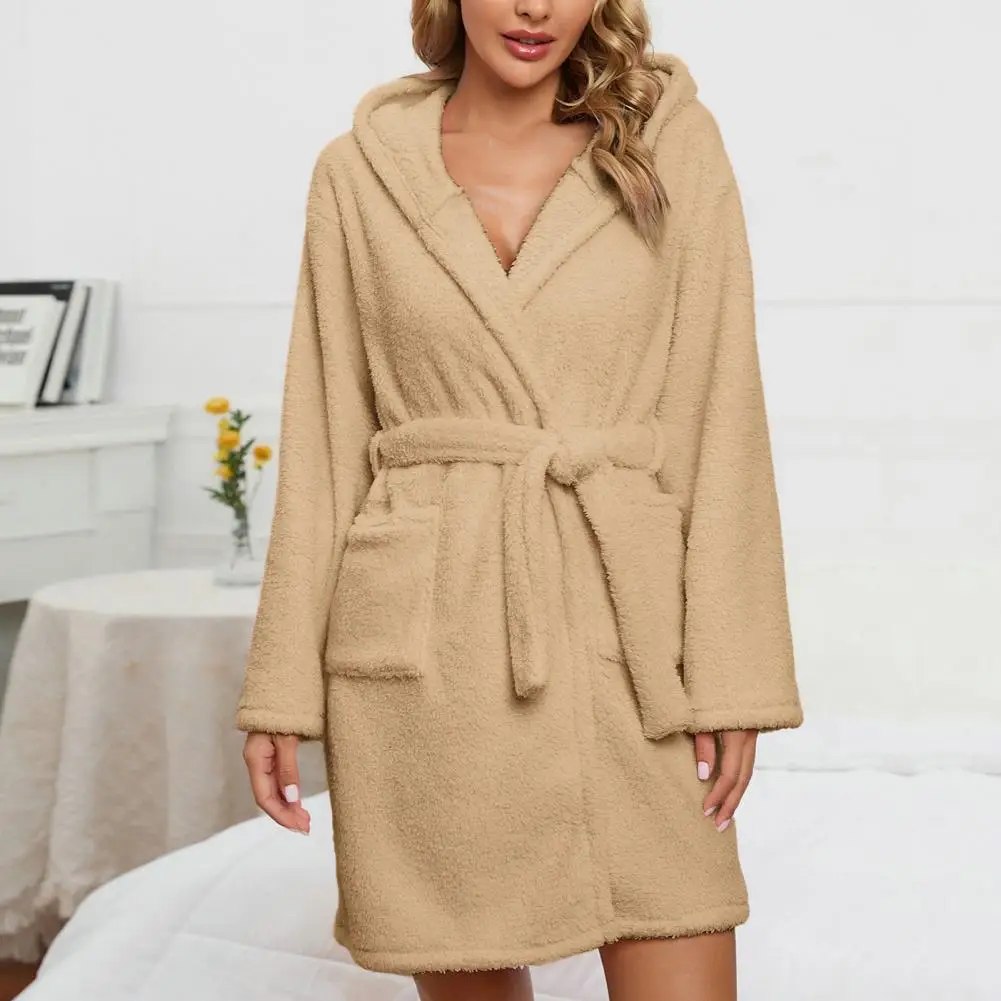 

Hot Winter Robe Pockets Belt Plush Nightgown Women Winter Warm Hooded Double Sided Fleece Short Bathrobe Roupões De Banho
