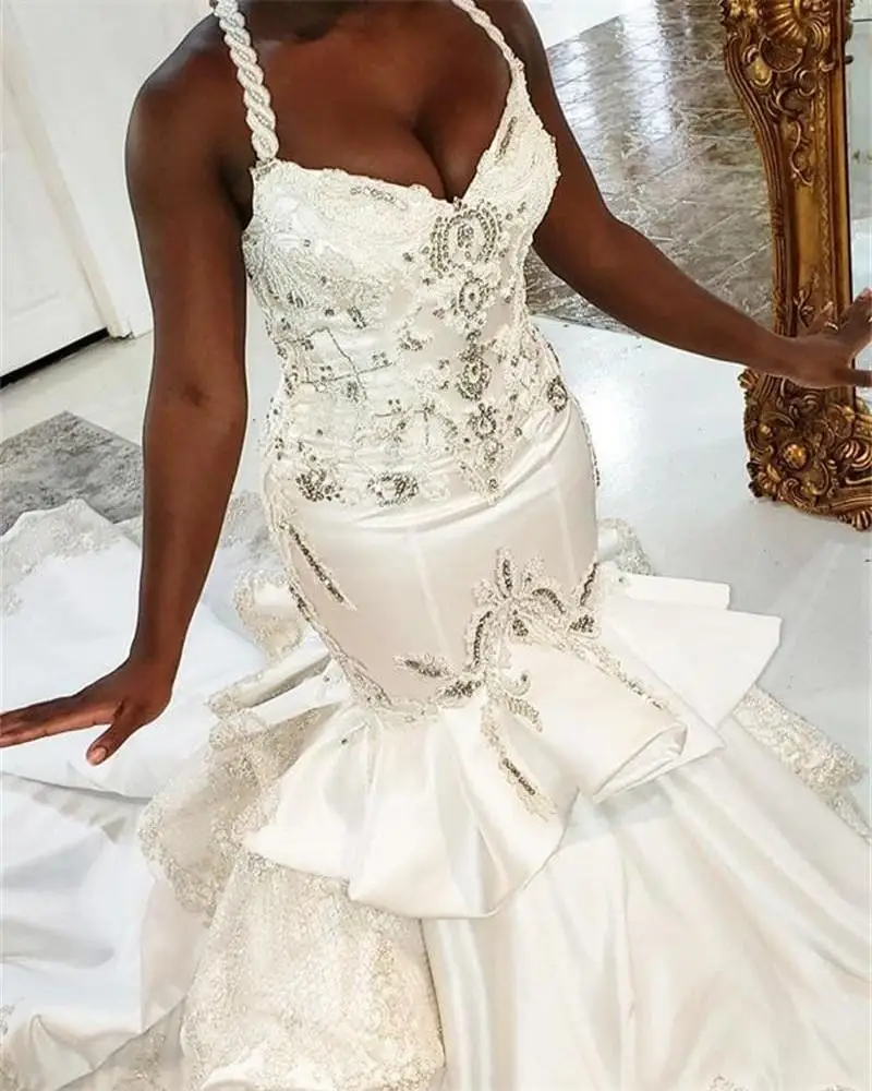 

Charming Spaghetti Strap Mermaid African Wedding Dresses Lace Appliques Corset Back Plus Size Bridal Gowns