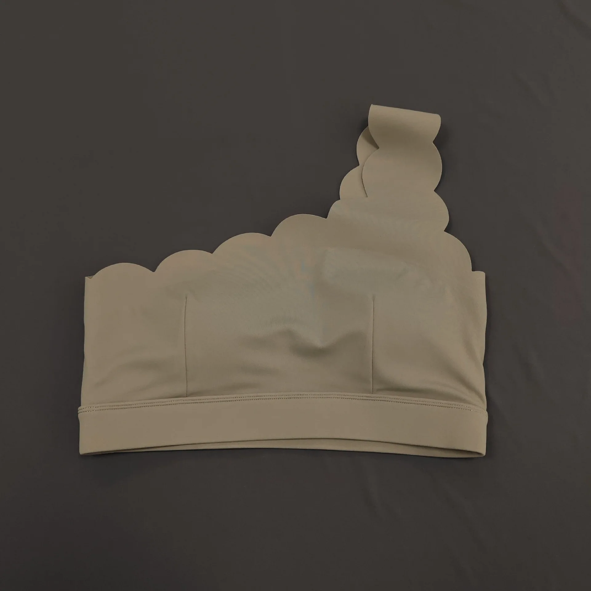 1pc Tops-AlmondPaste