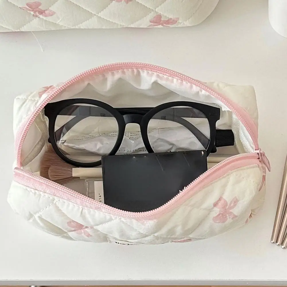 Gesteppte Kosmetiktasche in 3 Größen, Blumenmuster Toilettenartikel-Organizer, Reise-Kosmetiktasche für Brautjungfern-Geschenke, Täglicher Gebrauch – Detail 22