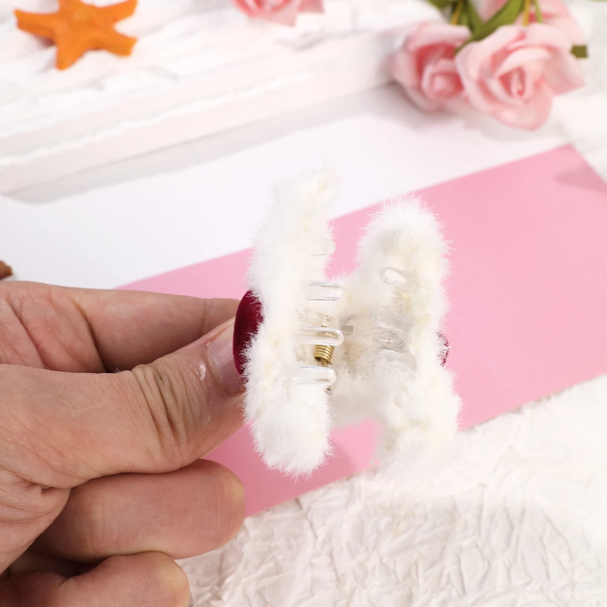 5pcs Plush Love Small Grab Clip Women Cute Valentine's Day Gift Headdress Autumn Winter Warm Hair Claw Hairpin Hair Accessories