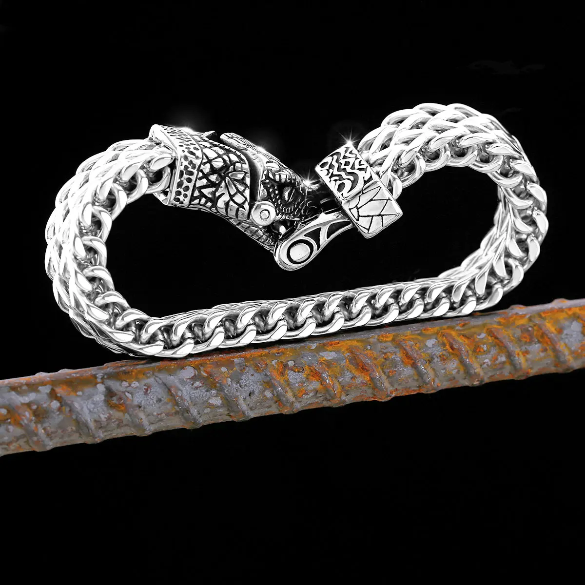 Popular Stainless Steel Animal Snake Bracelet Youth Retro Fashion Men's Nordic Amulet Street End Snake Bracelet Jewelry Unisex