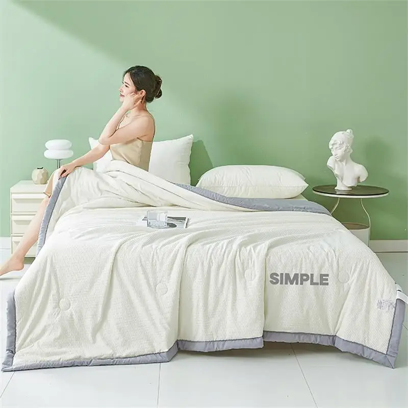 Summer Quilt Washed Air Conditioner Quilt Cooling Blanket Keep Cool in Hot Summer Air Conditioning Cooler