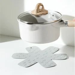Silicone Heat - Resistant Pot Protector and Divider - M (Grey Pad)