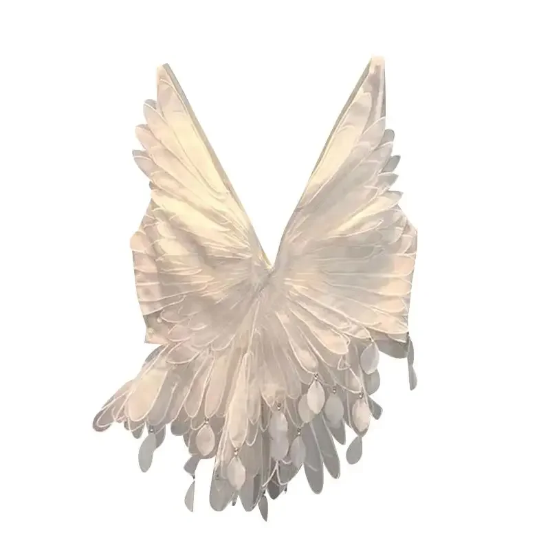 

Женский жилет с V-образным вырезом и трехмерными лепестками