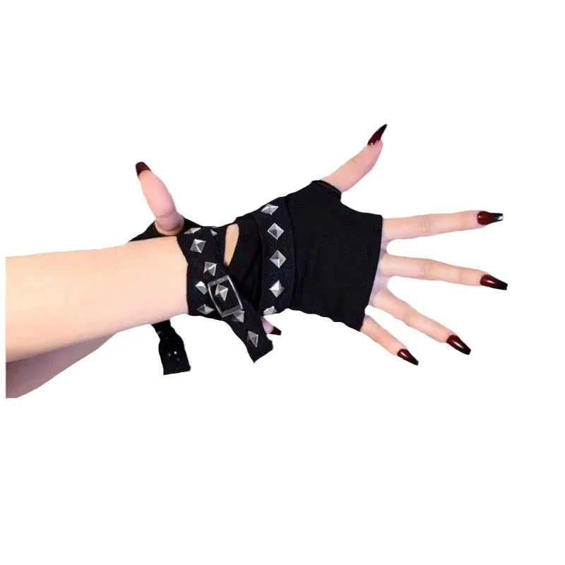 Cyberpunk wasteland style Y2K willow nail strap short Lolita half finger gloves motorcycle style wrist guard