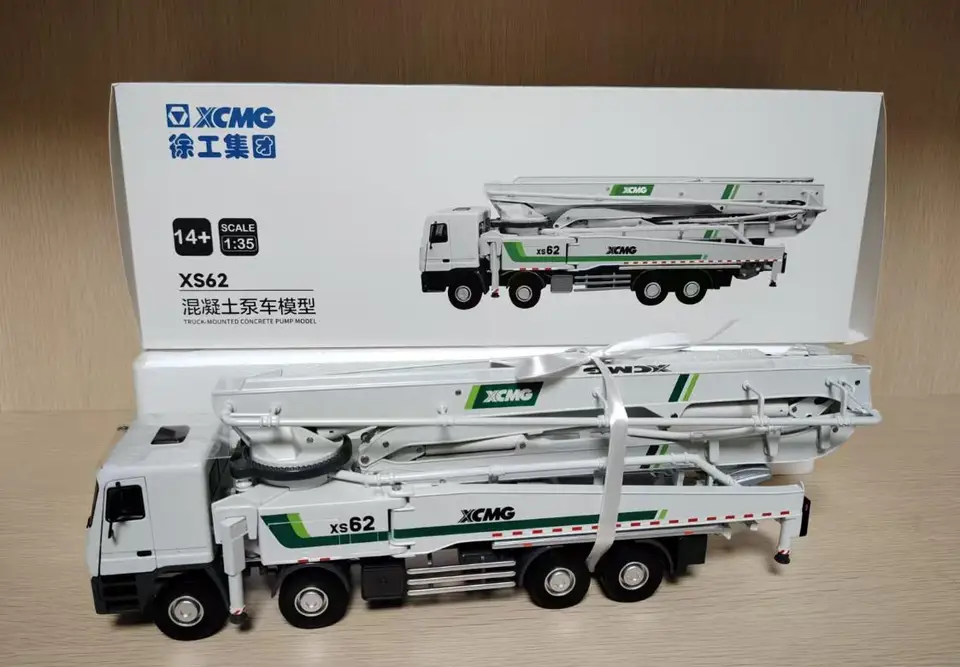 1/35 Scale XCMG HB 62 Meter Concrete Pump Truck Model 7 Section