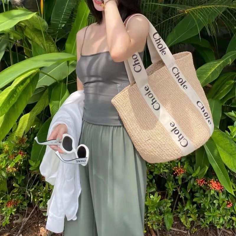 

2024 Tote Bag Women Shoulder Bag Designer Holiday Style Straw Woven Totes New Summer Large-capacity Casual Bucket Handbag Cc Sac