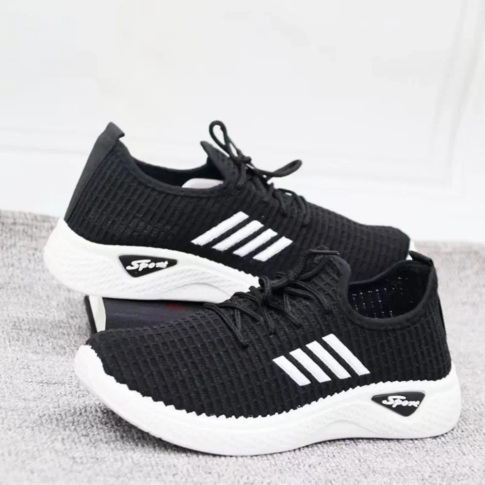 Women's Knit Low-Top Flats Soft Sole Mesh Upper Casual Mom Shoes Spring and Summer Everyday Wear