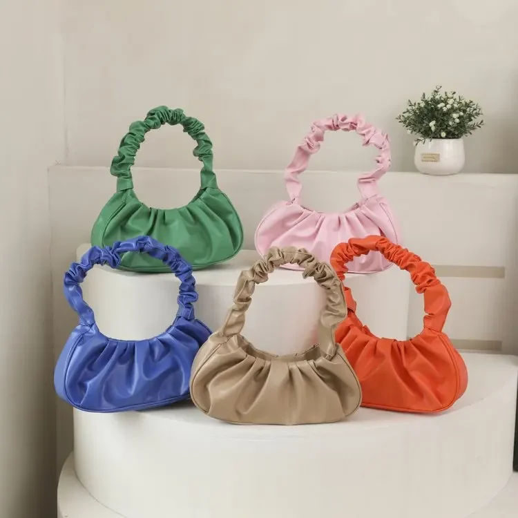 

2023 Women's Pleated Shoulder Bag Cloud Design Soft PU Design Unique Temperament Party Dinner Girl Solid Color Mini Handbag Bag