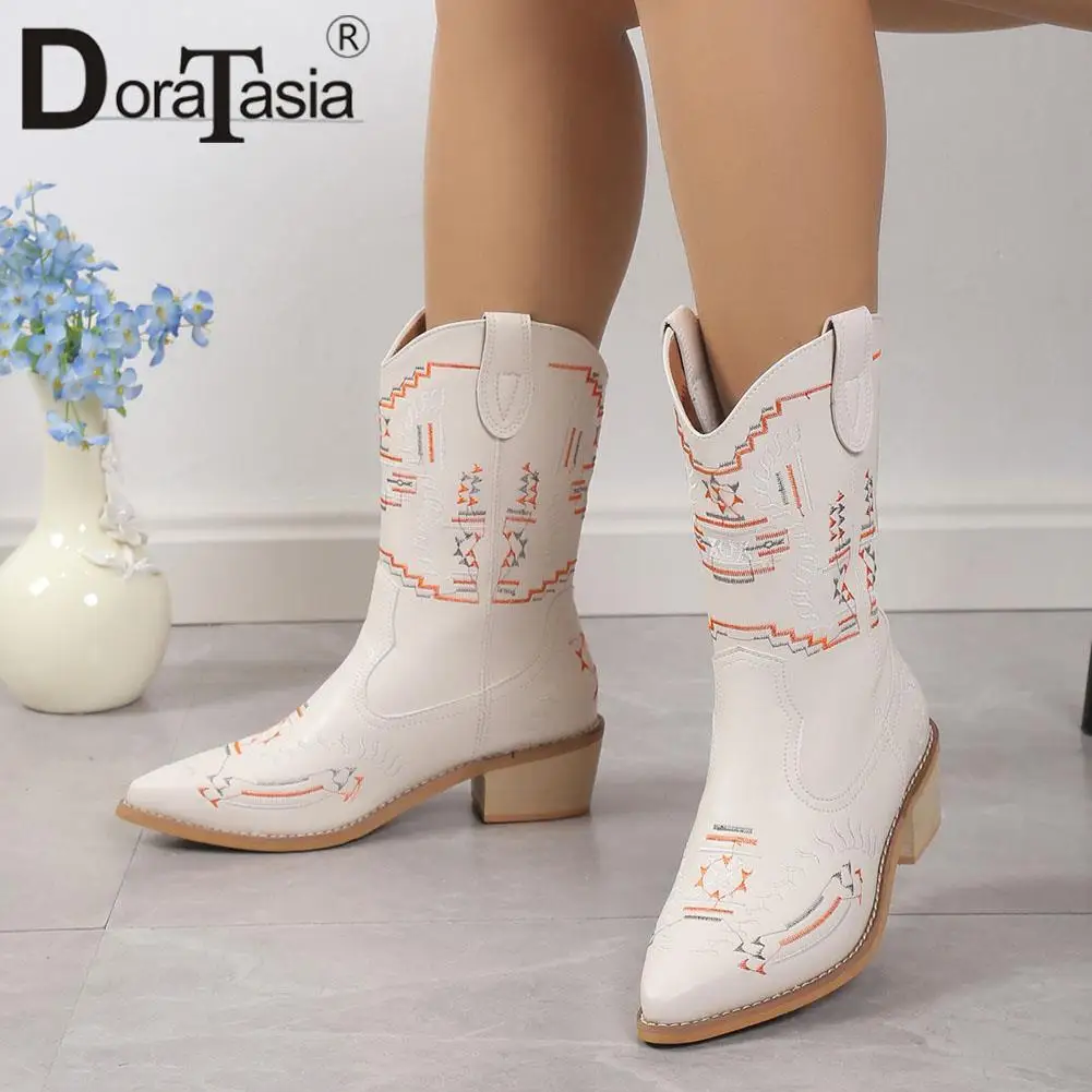 

Brand Design Female Chunky Heels Western Boots Fashion Sewing Embroider Pointed Toe women's Cowgirl Boots Casual Shoes Woman