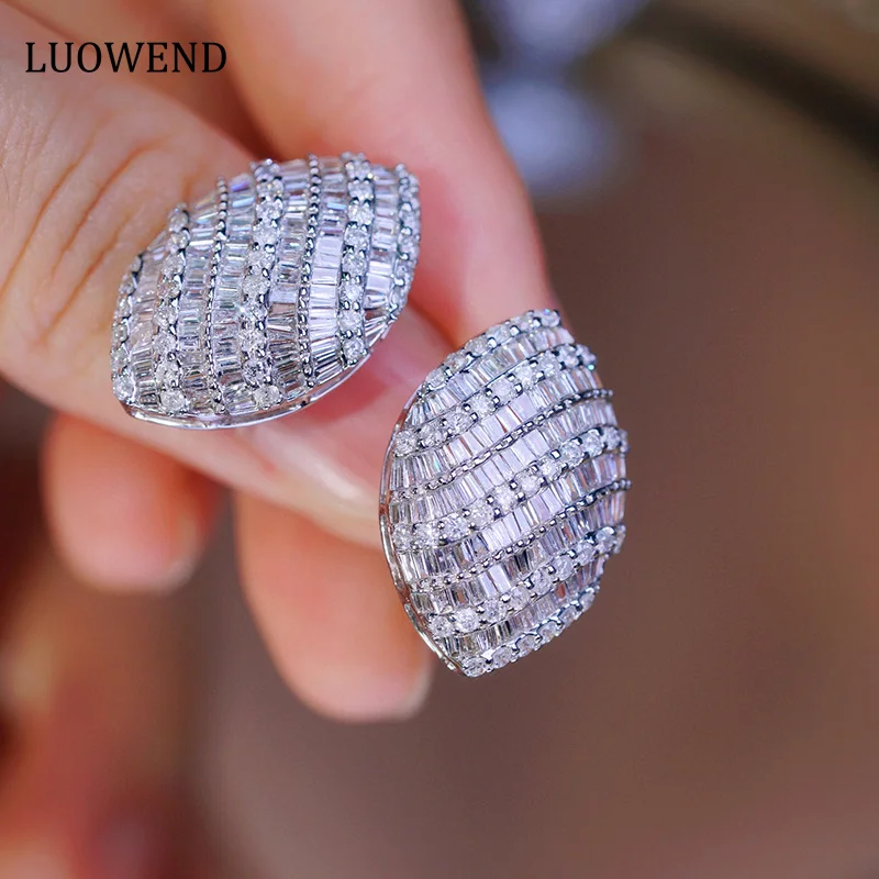 

LUOWEND 18K White Gold Earrings 2.0carat Real Natural Diamond Stud Earrings for Women Senior Banquet Luxury Horse Eye Shape