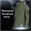 Hunting Clothing Men's Thick Soft Shell Winter Shark Leather Jacket Velvet Mountaineering Suit Fishing Windproof Two-Piece Set 2