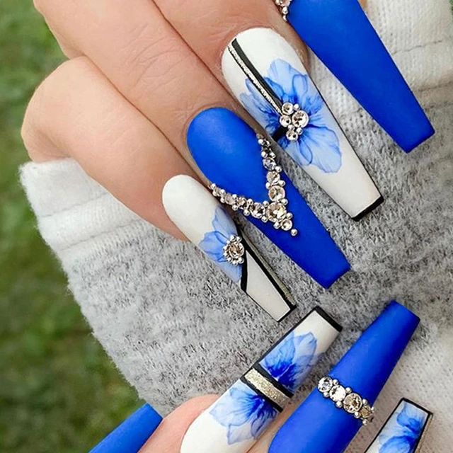 P H I L L I P on Instagram: “#blingnails #nailart #partynails for  @teresan31 #philglamourn… | Blue and silver nails, Baby blue nails, Nails  design with rhinestones