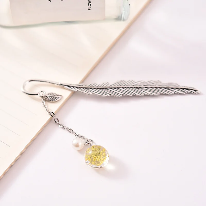 Metal Bookmark Metal Bookmark Cute Cartoon Beautiful Cool Book Page Mark Student Stationery School Supplies Bookmarks Gift Book Marker