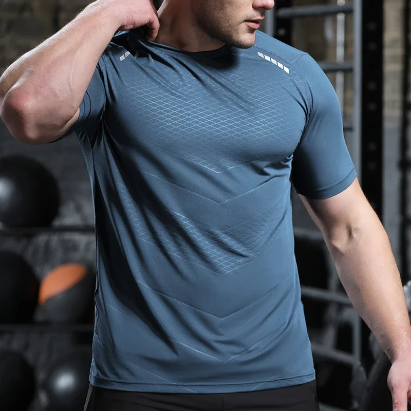Men Ice Silk Tops Running Short-sleeved Sports T-shirt Gym Fitness Muscle Training Sweatshirt Dry Fit Tight Tracksuits compression t shirt,sport t shirt,short sleeve t shirt,running t shirts,running t shirt,fitness clothes