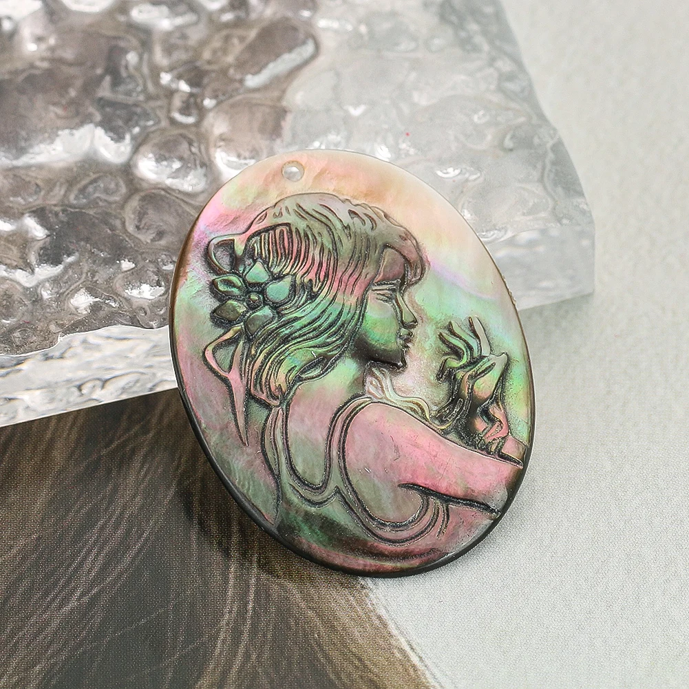 Natural Shell Ornaments Natural Shell Embossed Beauty Girl Pendant for DIY Jewelry